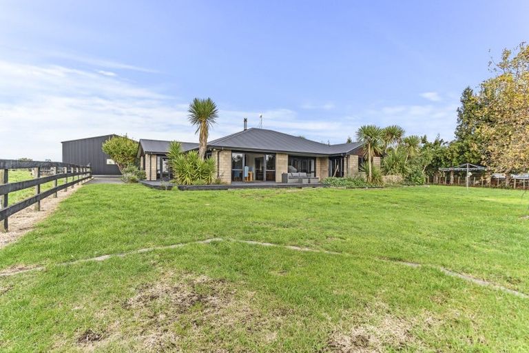 Photo of property in 334 Henwood Road, Hillsborough, New Plymouth, 4372