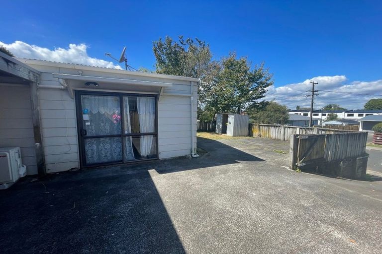 Photo of property in 33 Friedlanders Road, Manurewa, Auckland, 2102