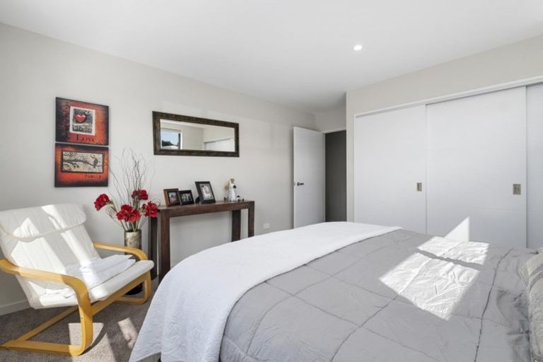 Photo of property in 2 Kereru Crescent, Wanaka, 9305