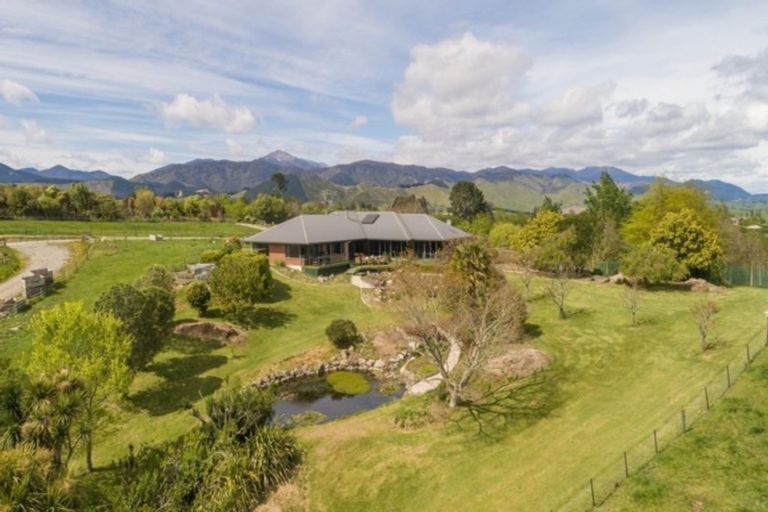 Photo of property in 143 Eighty Eight Valley Road, Wakefield, 7095