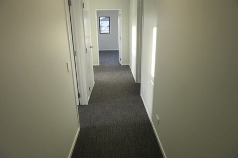 Photo of property in 36 Mackay Drive, Greenhithe, Auckland, 0632