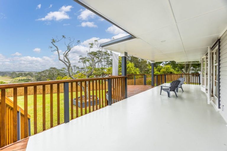 Photo of property in 456 Don Buck Road, Massey, Auckland, 0614