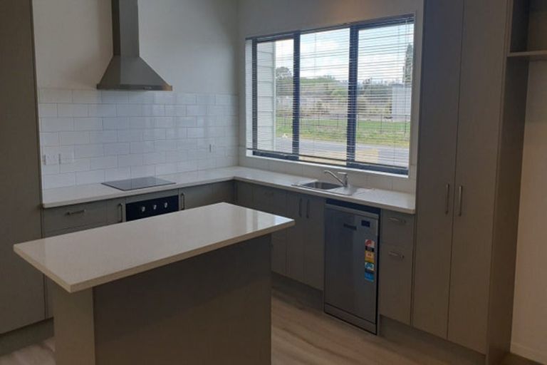 Photo of property in 184 Walters Road, Takanini, 2110