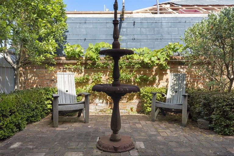 Photo of property in 58 Calliope Road, Stanley Point, Auckland, 0624