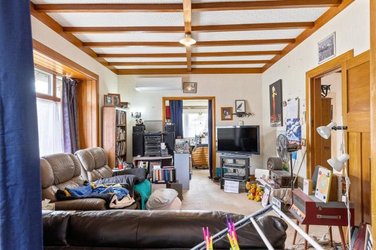 Photo of property in 77 Heretaunga Street, Palmerston North, 4414