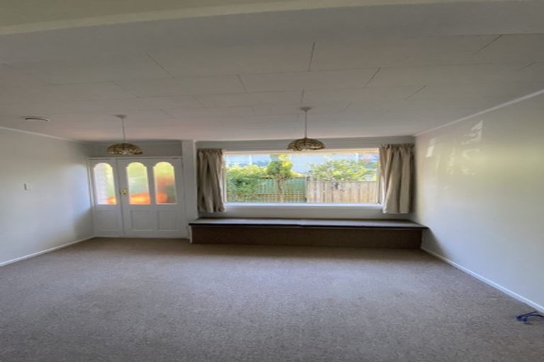 Photo of property in 100 Bracken Road, Paparangi, Wellington, 6037