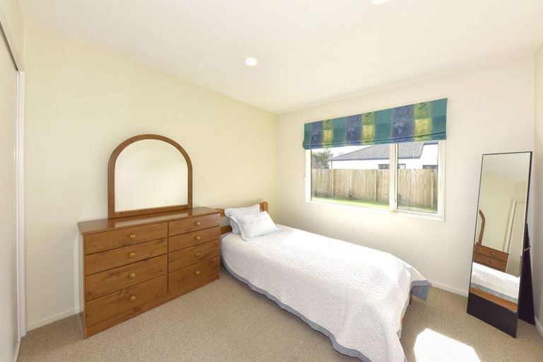 Photo of property in 15 Palm Drive, Shirley, Christchurch, 8052