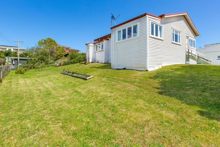 Photo of property in 5 Park Drive, Raglan, 3225