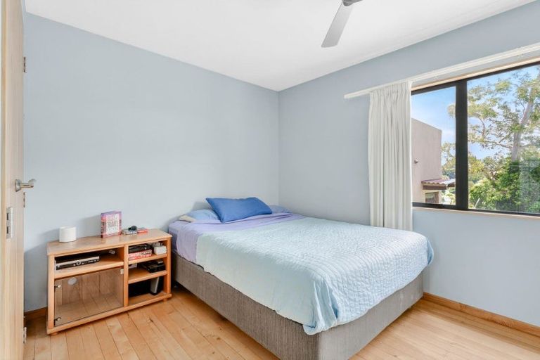 Photo of property in 43b Rawhiti Road, Manly, Whangaparaoa, 0930
