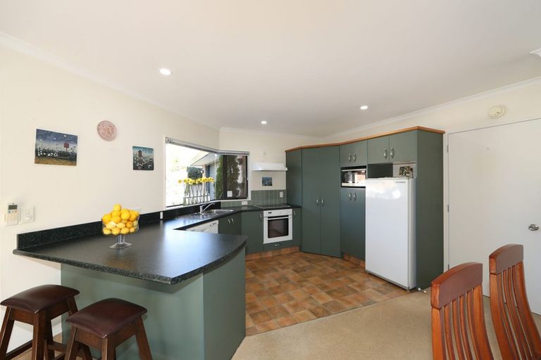 Photo of property in 4/28 Te Aute Road, Havelock North, 4130