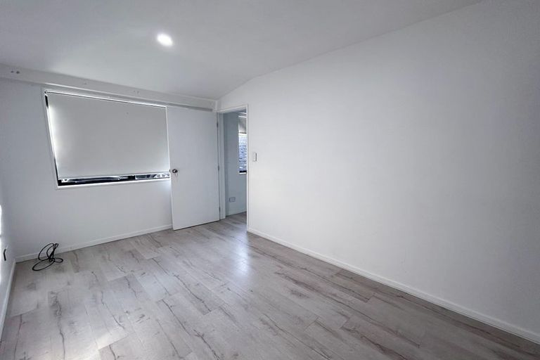 Photo of property in 22 Botany Road, Howick, Auckland, 2010