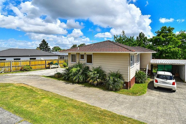 Photo of property in 1/30 Heathberry Close, Papatoetoe, Auckland, 2025