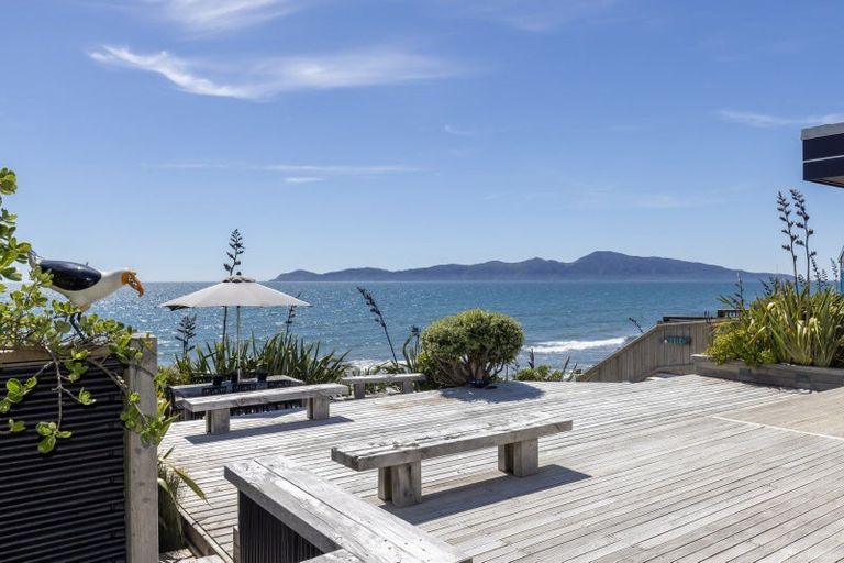 Photo of property in 80 The Esplanade, Raumati South, Paraparaumu, 5032