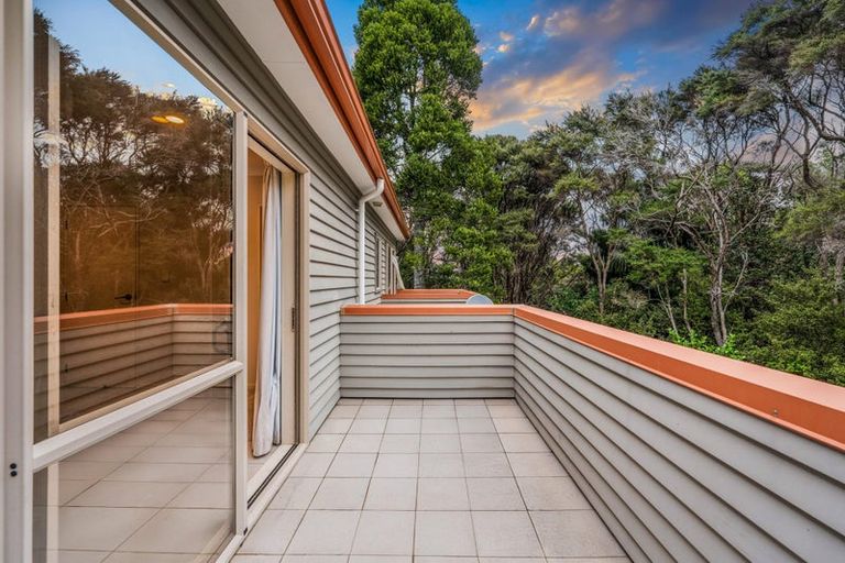 Photo of property in 77c Colwill Road, Massey, Auckland, 0614