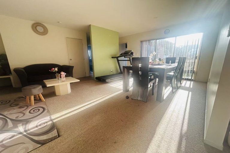 Photo of property in 255 Titirangi Road, Titirangi, Auckland, 0604