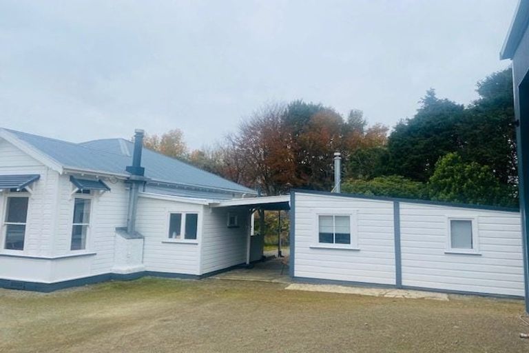 Photo of property in 54 Alfredton Road, Eketahuna, 4900