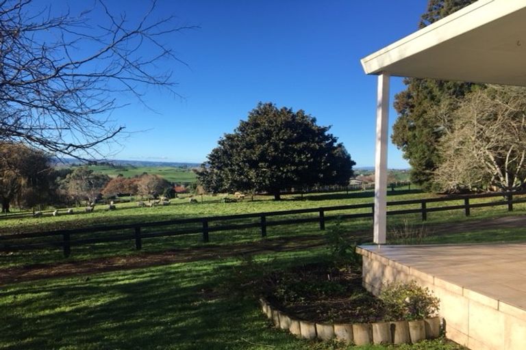 Photo of property in 10 Fairview Street, Tirau, 3410