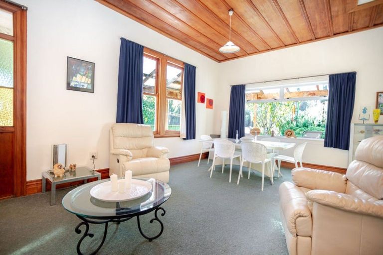 Photo of property in 41 Riverdale Road, Dannevirke, 4930