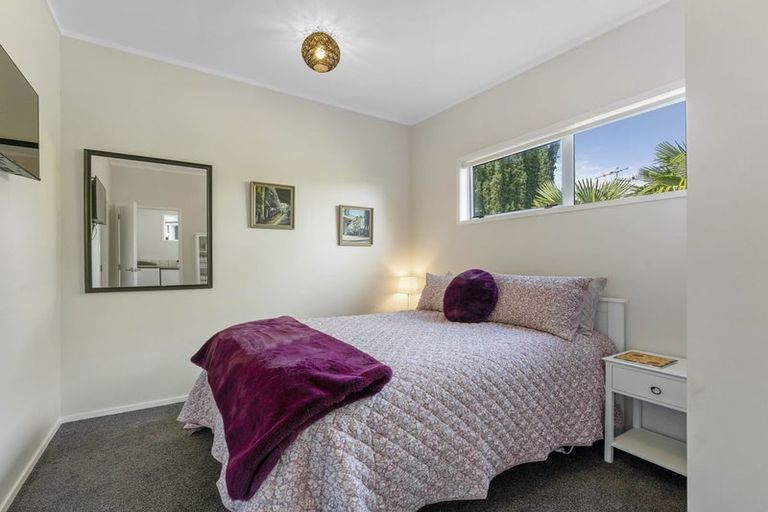 Photo of property in 15 Kurupae Road, Hilltop, Taupo, 3330