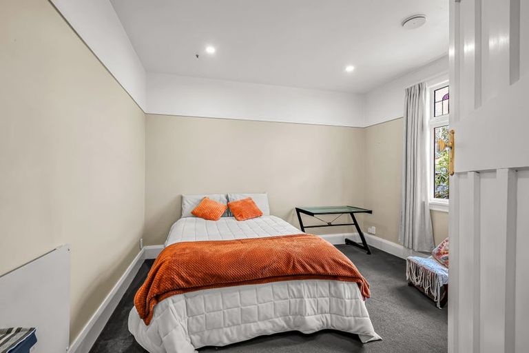 Photo of property in 130 Matsons Avenue, Papanui, Christchurch, 8053