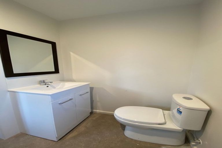 Photo of property in 47 Cumnor Terrace, Woolston, Christchurch, 8023