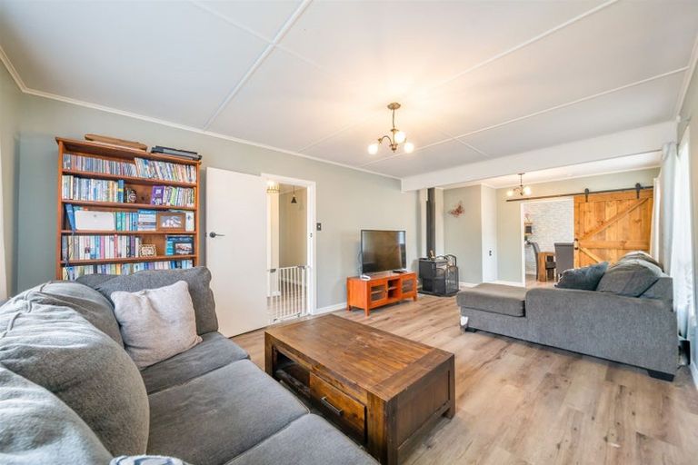 Photo of property in 3 Gawler Grove, Wainuiomata, Lower Hutt, 5014