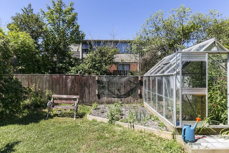 Photo of property in 24 Chamberlain Road, Karori, Wellington, 6012