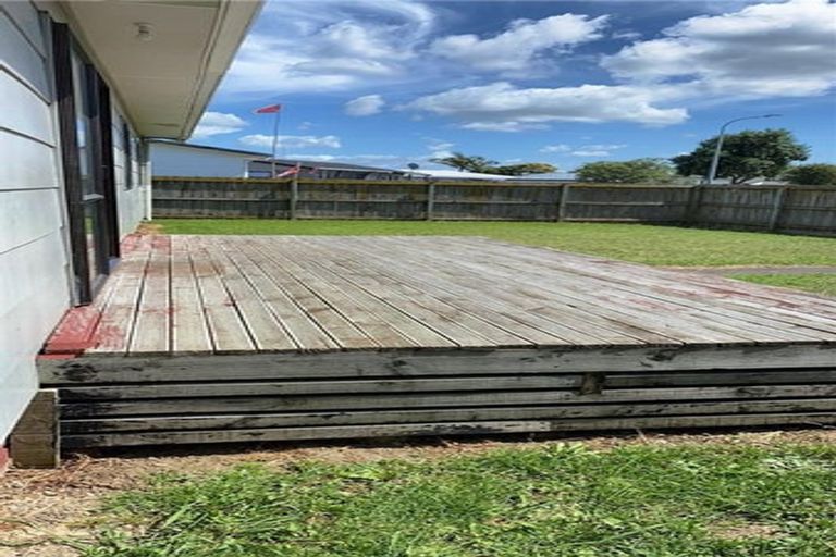 Photo of property in 1/61 Templeton Place, Clendon Park, Auckland, 2103