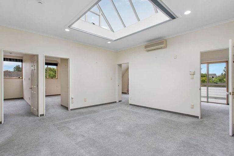 Photo of property in 113 Waimairi Road, Ilam, Christchurch, 8041