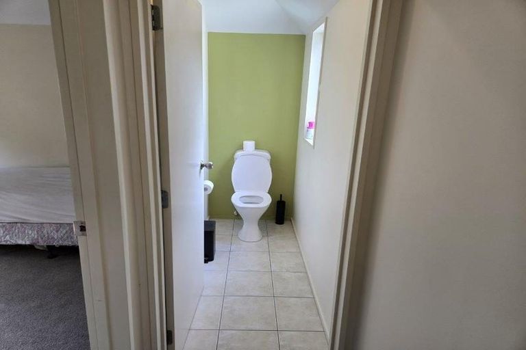 Photo of property in 80c Brockworth Place, Riccarton, Christchurch, 8011