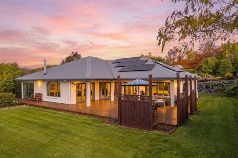 Photo of property in 89 Totara View Road, Wakefield, 7095