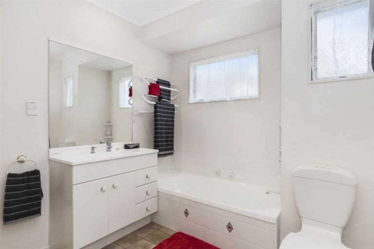 Photo of property in 144 Carlton Street, Bellevue, Tauranga, 3110