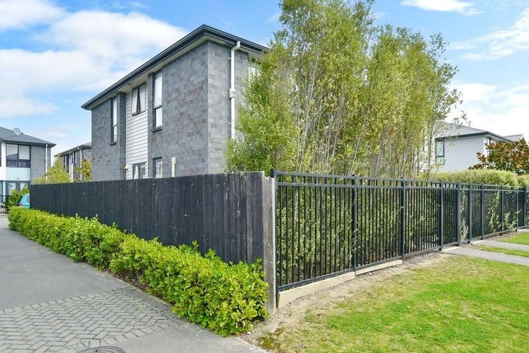 Photo of property in 14/14 Buffon Street, Waltham, Christchurch, 8023