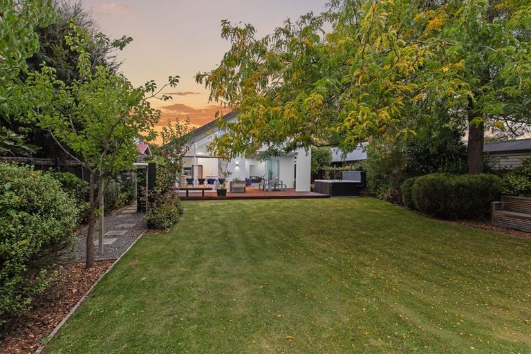 Photo of property in 66 Watford Street, Strowan, Christchurch, 8052