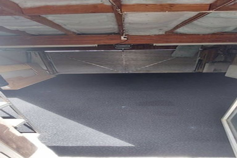 Photo of property in 1/46 Chippendale Crescent, Birkdale, Auckland, 0626