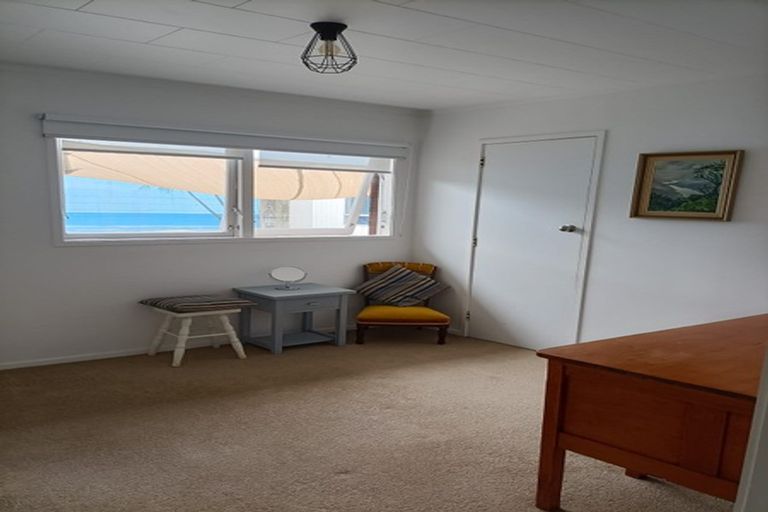 Photo of property in 7 Oleander Place, Bell Block, New Plymouth, 4312