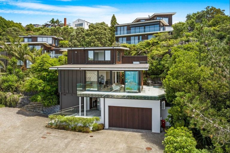 Photo of property in 11b Duncansby Road, Stanmore Bay, Whangaparaoa, 0932
