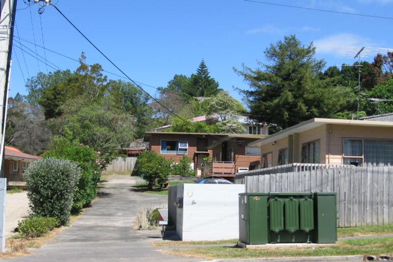 Photo of property in 1/73 Eskdale Road, Birkdale, Auckland, 0626