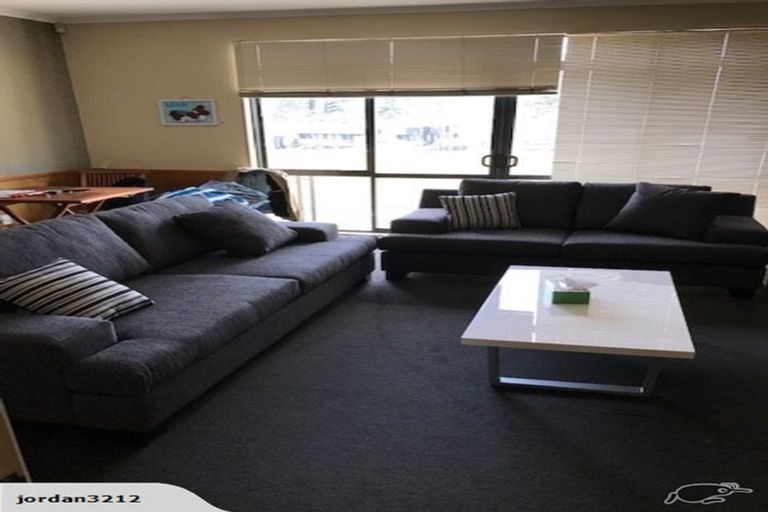 Photo of property in 5/225 Dairy Flat Highway, Albany, Auckland, 0632