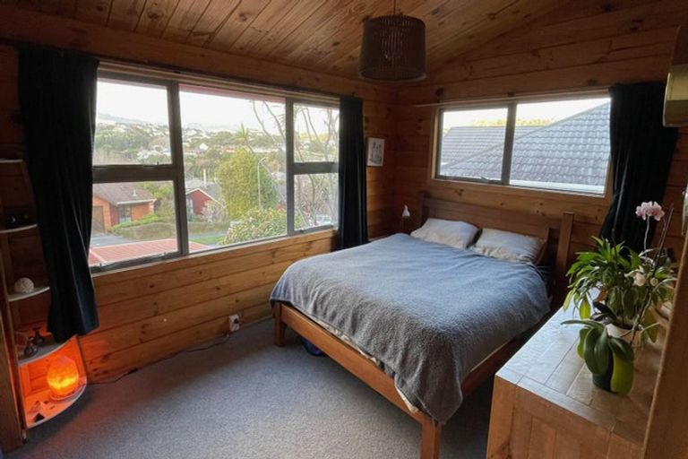 Photo of property in 4 Shackle Lane, Whitby, Porirua, 5024