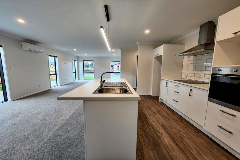 Photo of property in 12 Oldfield Lane, Marton, 4710