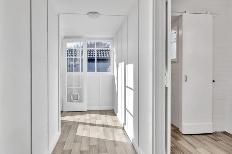 Photo of property in 84 Rattray Street, Riccarton, Christchurch, 8041