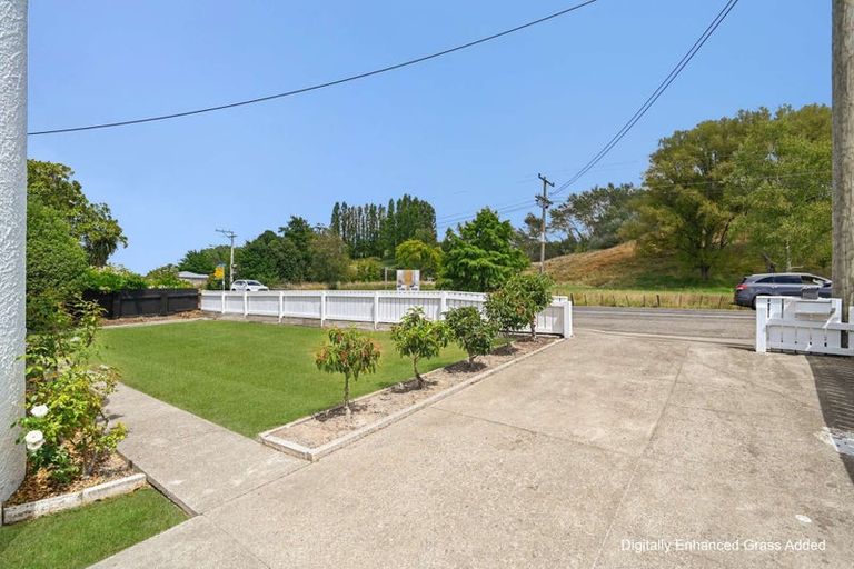 Photo of property in 3 Great North Road, Waipawa, 4210