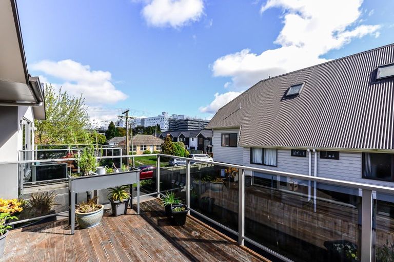Photo of property in 10u2 Dowding Street, Melville, Hamilton, 3206