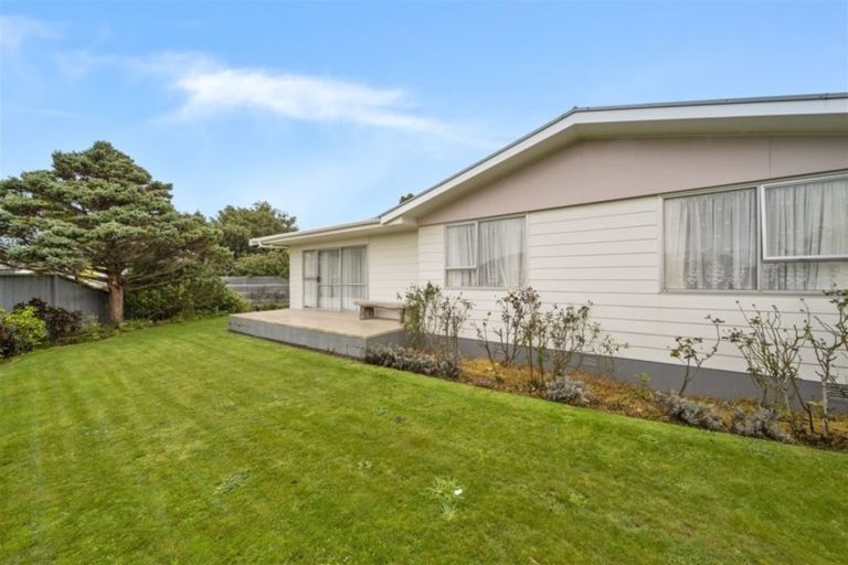 Photo of property in 7 Kamahi Avenue, Hawera, 4610