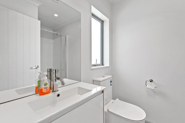 Photo of property in 10/47u Helena Road, Hillcrest, Hamilton, 3216
