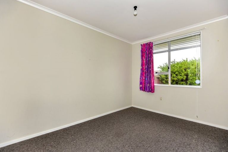 Photo of property in 2 Hurst Place, Parklands, Christchurch, 8083