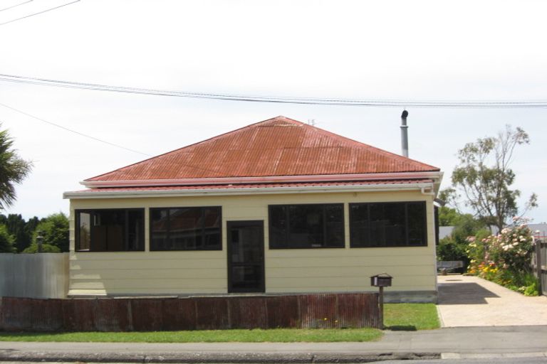 Photo of property in 400 Selwyn Street, Addington, Christchurch, 8024