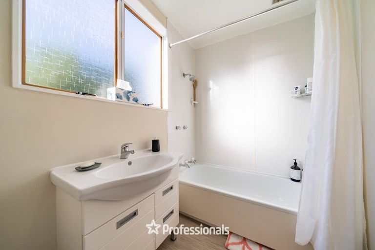 Photo of property in 142a Broderick Road, Johnsonville, Wellington, 6037