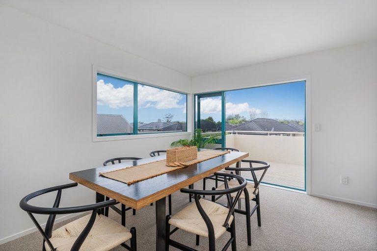 Photo of property in 10 Protea Crescent, Whitianga, 3510